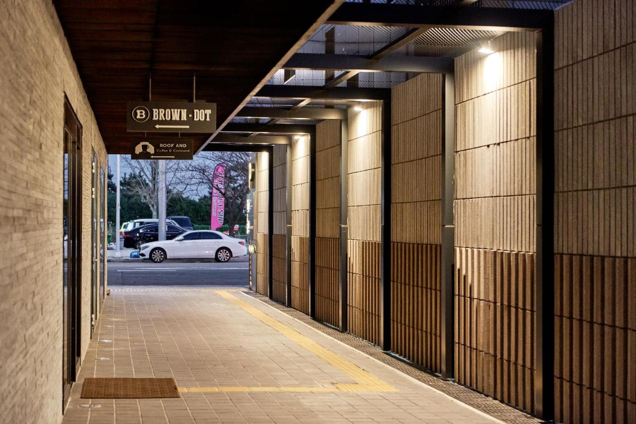 Brown Dot Hotel Songjung Puszan Kültér fotó